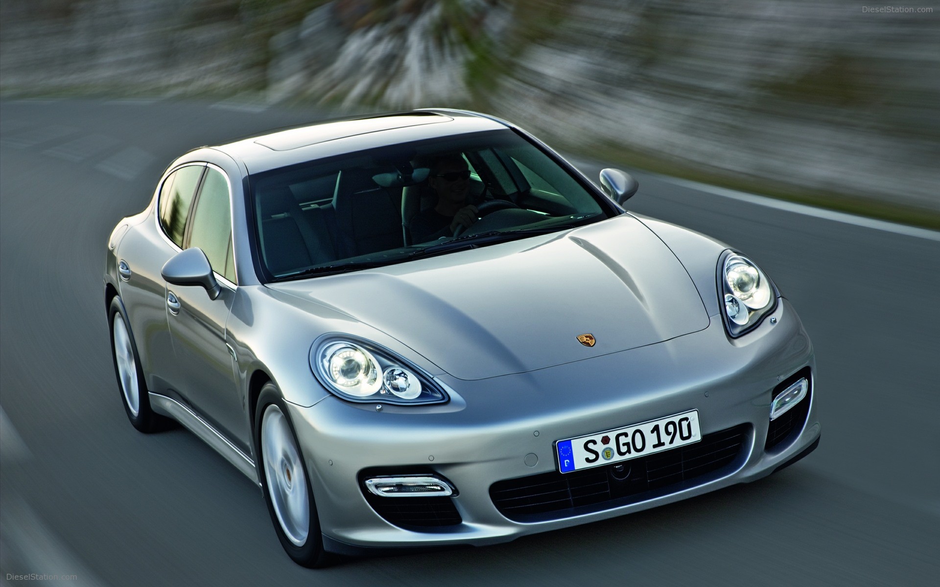 Porsche Panamera 